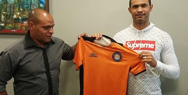 MG - Goleiro Bruno é contratado pelo Poços de Caldas e disputará a Terceira Divisão do Mineiro