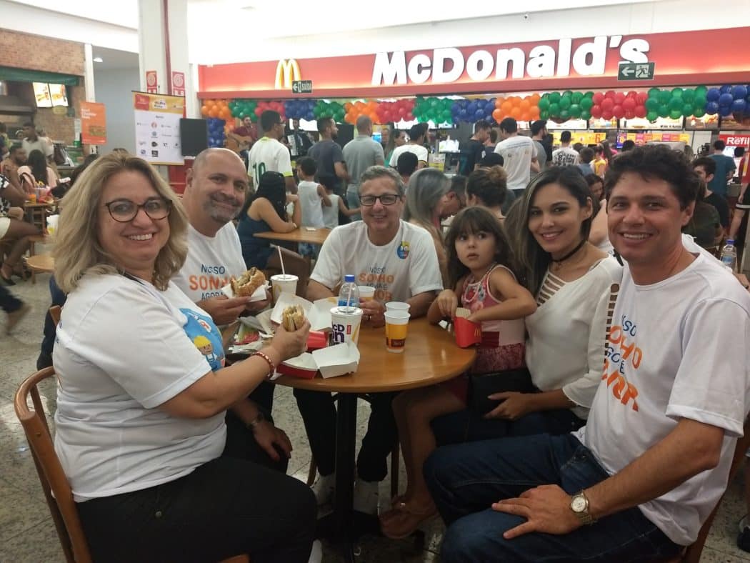 Encontro de amigos durante o McDia Feliz 2018
