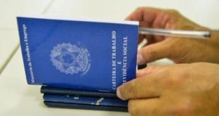 Brasil gera 43,8 mil empregos formais em julho