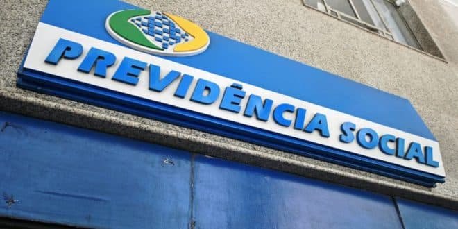 Começa hoje o pagamento da 1ª parcela do 13º dos aposentados e pensionistas do INSS
