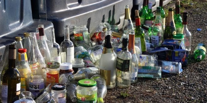 Montes Claros - Câmara Municipal de Montes Claros aprova regras para o descarte de embalagens de vidro não retornáveis
