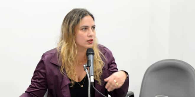 Deputada Beatriz Cerqueira