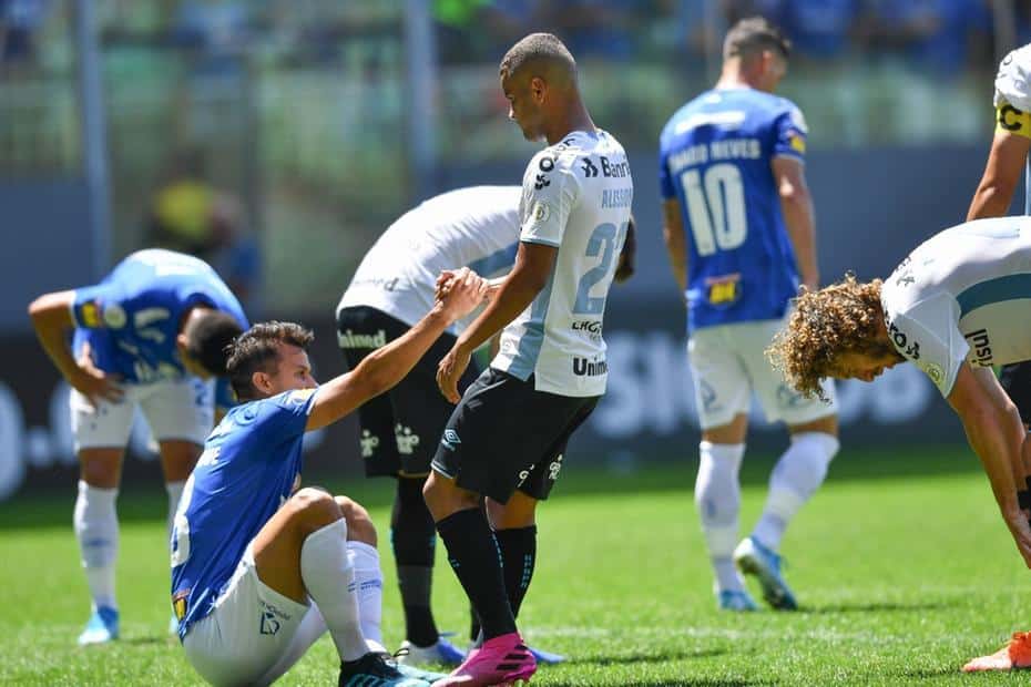 Brasileirão - Grêmio goleia no Independência e deixa o Cruzeiro em situação delicada