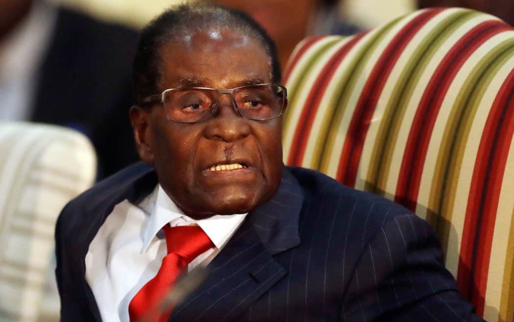 Robert Mugabe, que governou o Zimbábue por 37 anos, morre aos 95