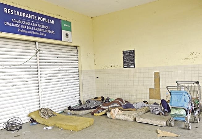 Montes Claros - Câmara Municipal de Montes Claros cobra atenção com praças e moradores em situação de rua