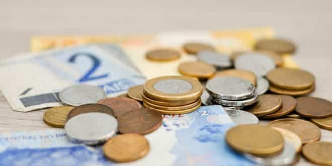 Plataforma online faz campanha para que consumidores quitem dívidas com instituições financeiras