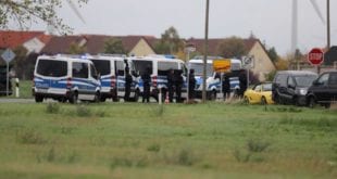 Europa - Ataque a tiros em frente a sinagoga deixa dois mortos na Alemanha