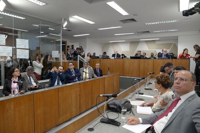 MG - Secretário afirma que se a Cemig não for privatizada, não terá dinheiro para continuar operações em 2023