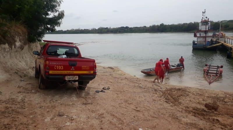 Norte de Minas - Bombeiros encontram dois corpos no Rio São Francisco
