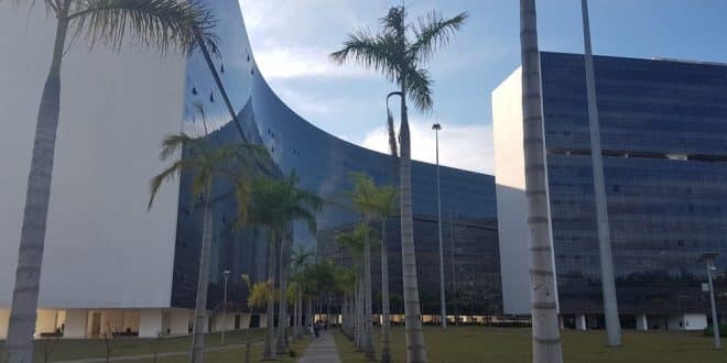 MG - Governo de Minas Gerais anuncia escala de pagamento de servidores em novembro