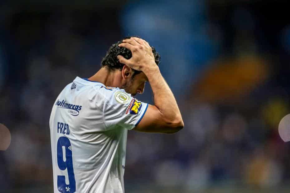 Cruzeiro abre o marcador contra o Fluminense, mas gol é anulado pelo VAR