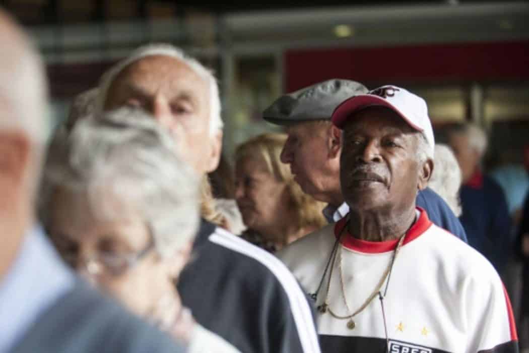 O Dia Internacional do Idoso é uma oportunidade para que as pessoas lembrem que a idade chega para todos, e que, com ela, novas dificuldades surgirão