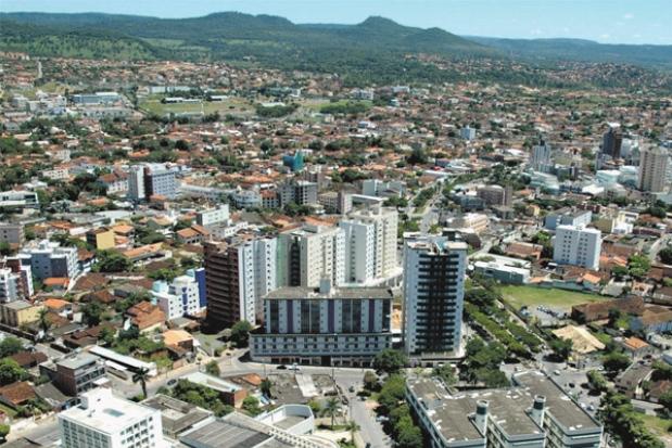 Montes Claros - Projeto que tira taxa de religação de energia elétrica pode está com os dias contados em Montes Claros
