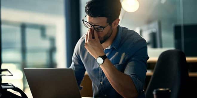 Vítima de fraude online evita sites de comércio eletrônico
