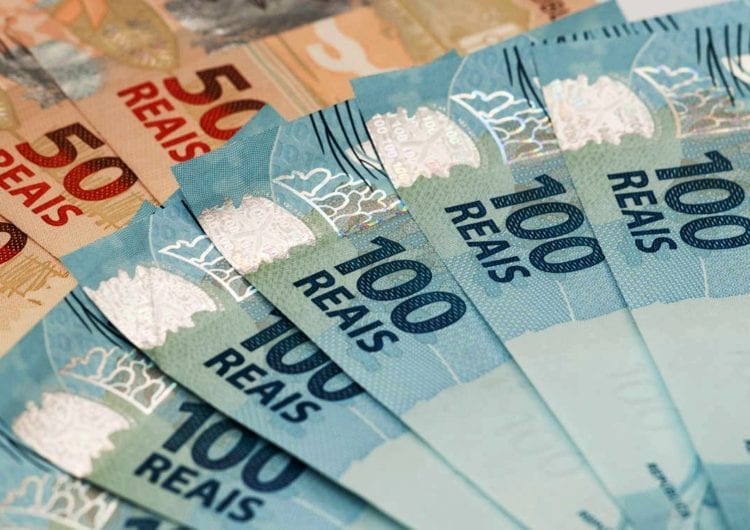 Salário mínimo deveria ser de R$ 3.980,82 para sustentar uma família, revela estudo