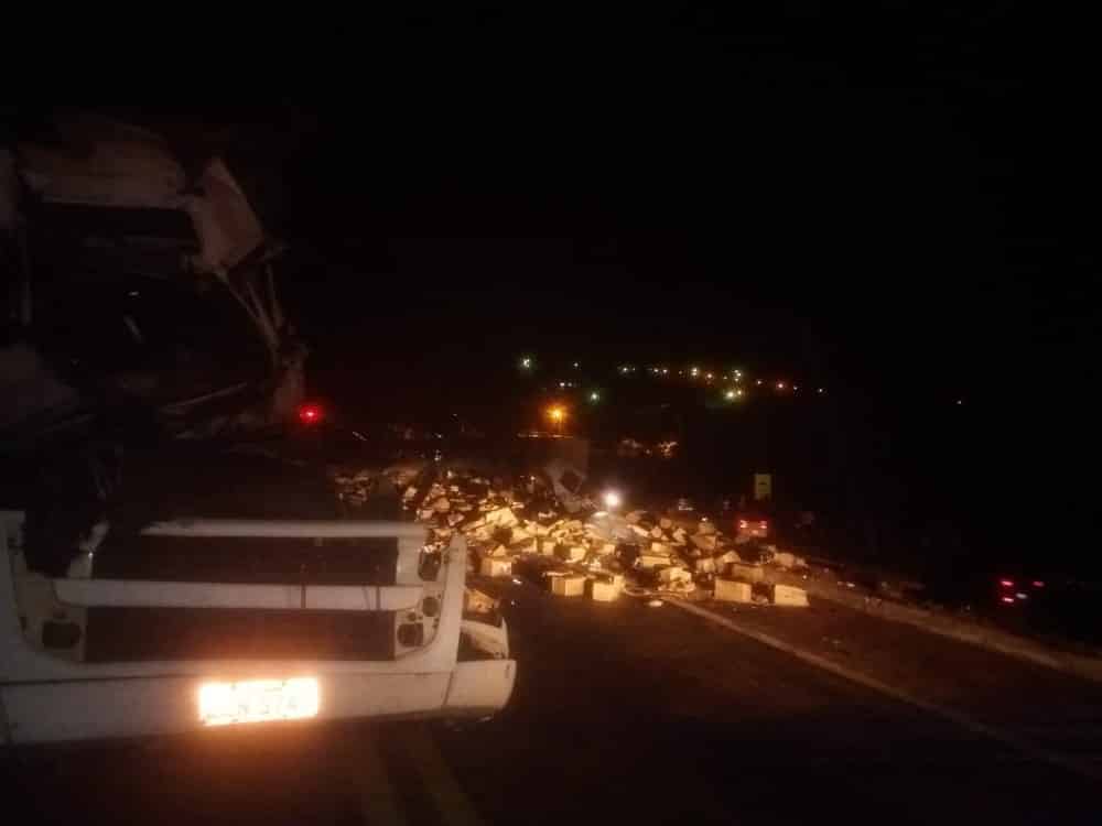Norte de Minas - Acidente deixa dois mortos na BR-135 em Bocaiuva