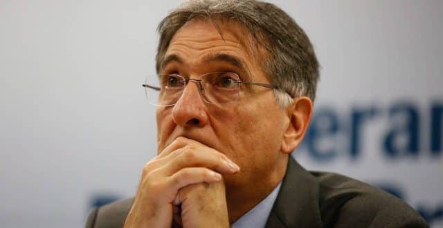 MG - Ex-governador Fernando Pimentel é condenado a 10 anos por lavagem de dinheiro