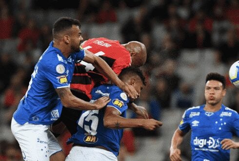 Brasileirão 2019 - Na raça e com um a menos, Cruzeiro segura o Athletico-PR e obtém valioso ponto