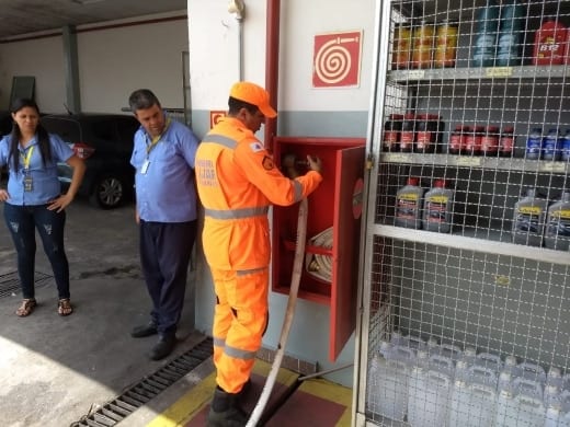 MG - Operação 'Alerta Vermelho' flagra mais de 400 postos de combustíveis irregulares em Minas