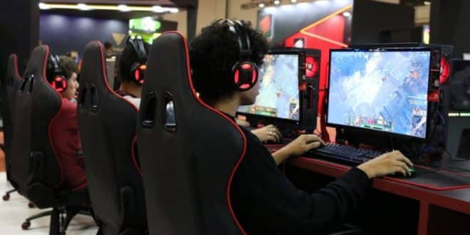 China vai restringir jogos online em 90 minutos por dia útil
