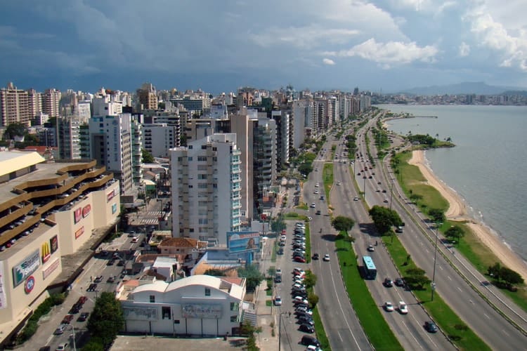 Florianópolis é o segundo município brasileiro mais procurado por turistas, segundo pesquisa