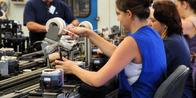 MG - Número de empresas abertas em Minas cresce 14,3% neste ano