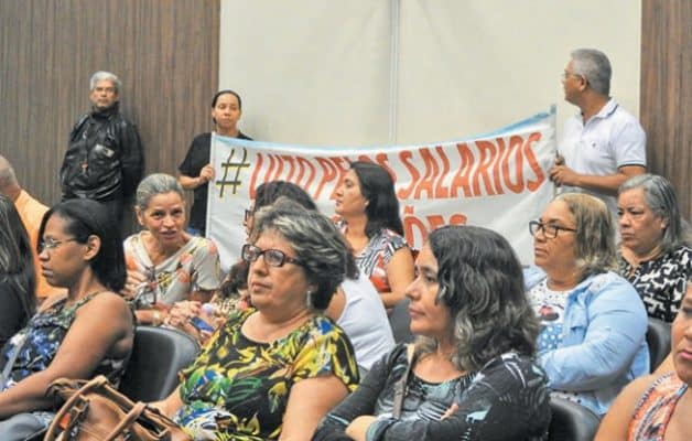 Montes Claros - Educação de Montes Claros ignora piso nacional para professores