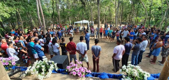Norte de Minas - Adventistas participam de retiro espiritual