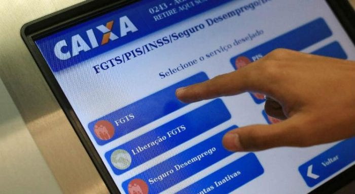 Prazo para saque imediato de até R$ 998 do FGTS acaba nesta terça (31)