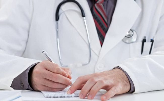 Montes Claros - Fila para consultas W está emperrada