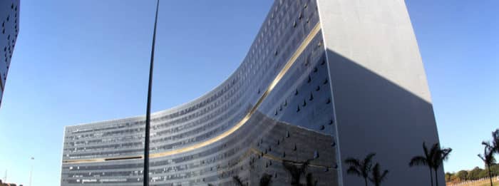 MG - Governador de Minas anuncia data de pagamento dos salários do funcionalismo público