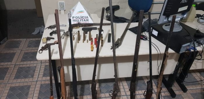 Montes Claros - PM prende homem que mantinha oficina para conserto e fabricação de armas