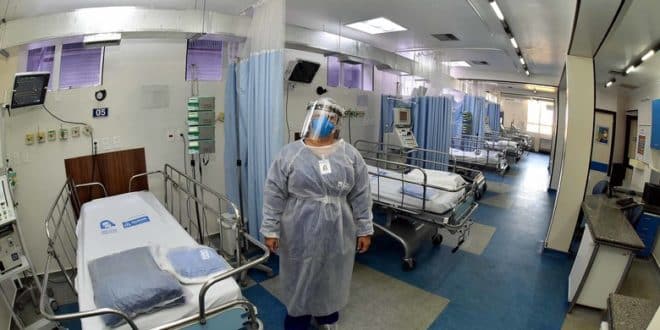 CORONAVÍRUS - Brasil registra 411,8 mil infectados e 25,5 mil mortes