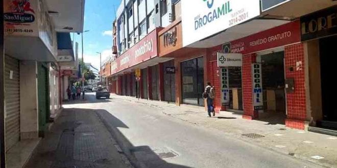 Montes Claros - A cidade de Montes Claros pode voltar a fechar o comércio com aumento de casos da Covid-19