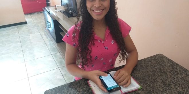 Ellen Chrystie Ferreira dos Santos: Através dessa experiência, obtive um reavivamento espiritual. Não só ensinei, mas aprendi muito da Bíblia