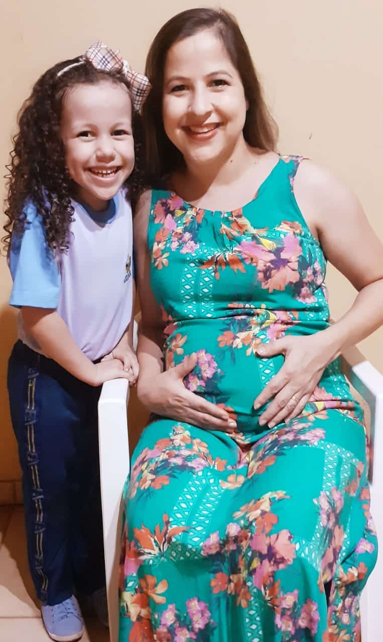 Cintia Karla Ramos Braga de Oliveira, mãe de Samarah Ramos de Oliveira, considera importante a ação, pois orienta os pais e alunos a importância dos hábitos saudáveis