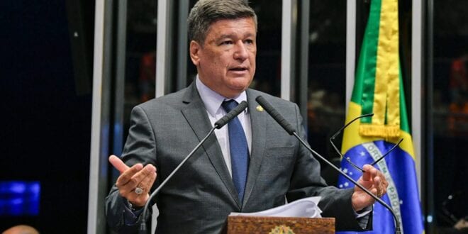 Carlos Viana defende novo marco do saneamento: “Cidades terão melhor qualidade de vida”