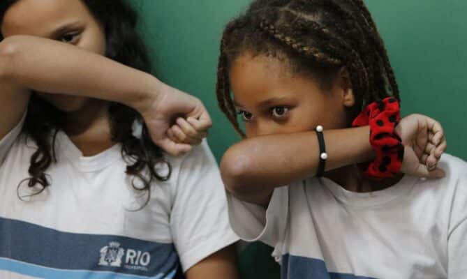 15,8 milhões de brasileiros apresentaram sintoma de síndrome gripal na primeira semana de junho, estima IBGE