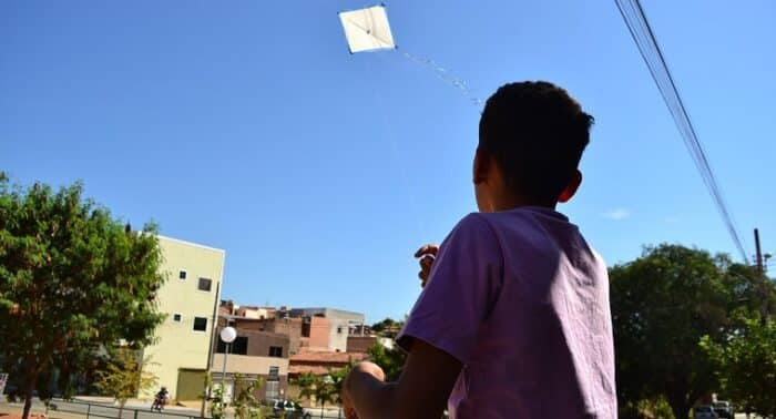 Montes Claros - Lei define regras para o uso seguro de pipas e papagaios em Montes Claros