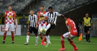 Campeonato Mineiro - Galo larga na frente contra o Tombense na final do Mineiro