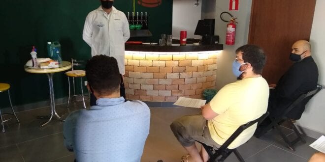 Montes Claros - Abrasel Norte orienta donos de bares e funcionários de Montes Claros