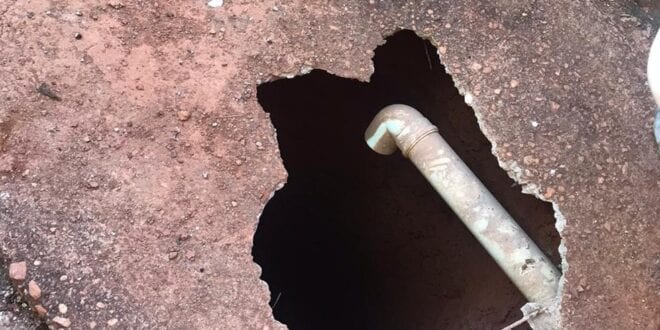 Norte de Minas - Mulher cai em fossa de oito metros de profundidade em Guaraciama