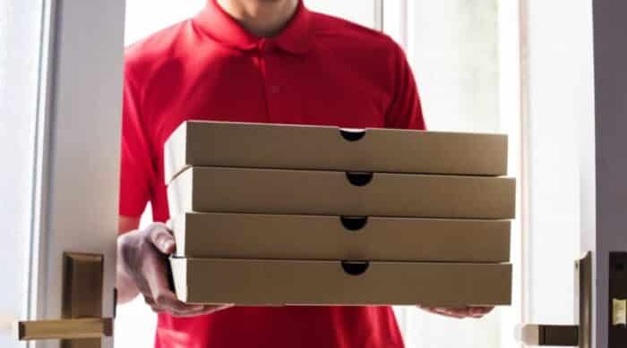 Homem recebe pizzas de graça há mais de 10 anos
