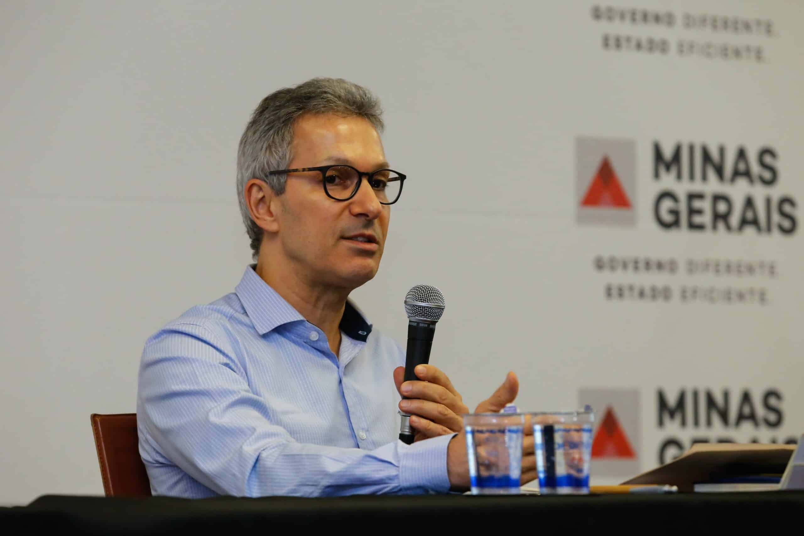 MG - Romeu Zema anuncia complemento ao auxílio emergencial para quase 1 milhão de famílias mineiras