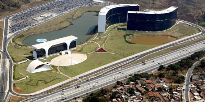 MG - Servidores públicos são comunicados sobre protocolos de retomada do trabalho presencial