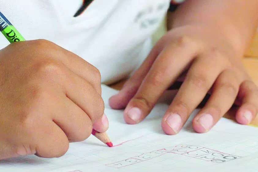 MG - Sindicatos de professores de Minas apontam fragilidades em protocolo estadual de volta às aulas