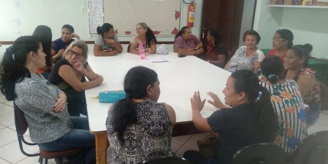 Montes Claros - Sebrae Minas e Fundação Fé e Alegria apoiam mulheres na confecção de peças íntimas