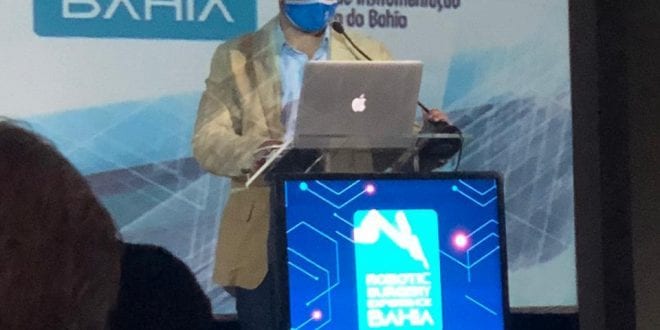 O urologista Gilfred Canuto, natural de Porteirinha