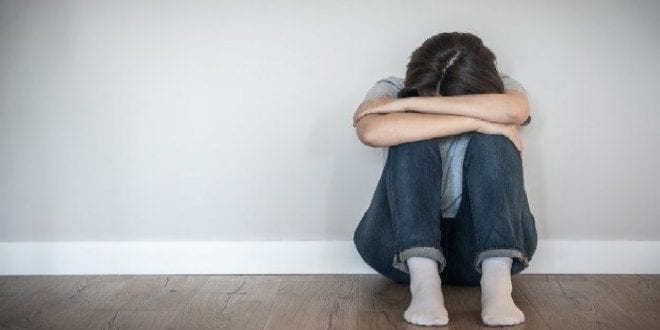Denúncias de violações contra mulheres, crianças, idosos e pessoas com deficiência crescem quase 33% em 2020