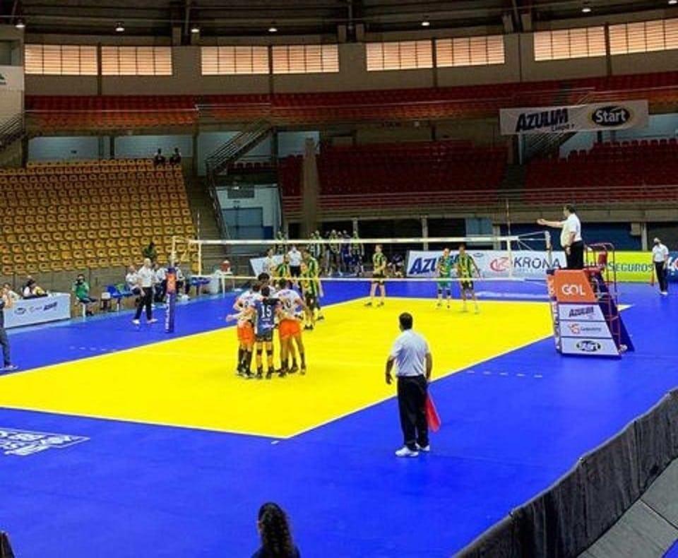 Montes Claros América Vôlei é superado pelo Uberlândia na terceira rodada da Superliga
